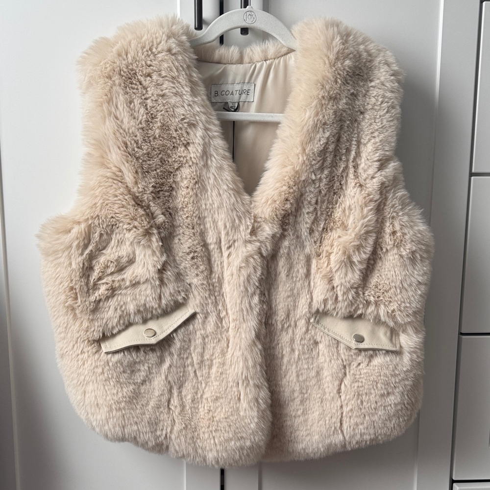Women's Faux Fur Vest